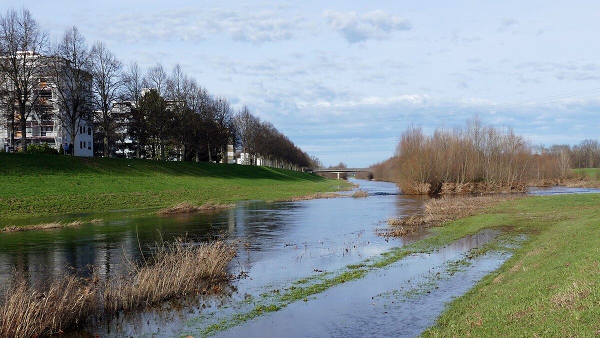 Climate as a Driver Cities Take Measures for Adaptation to Climate Change