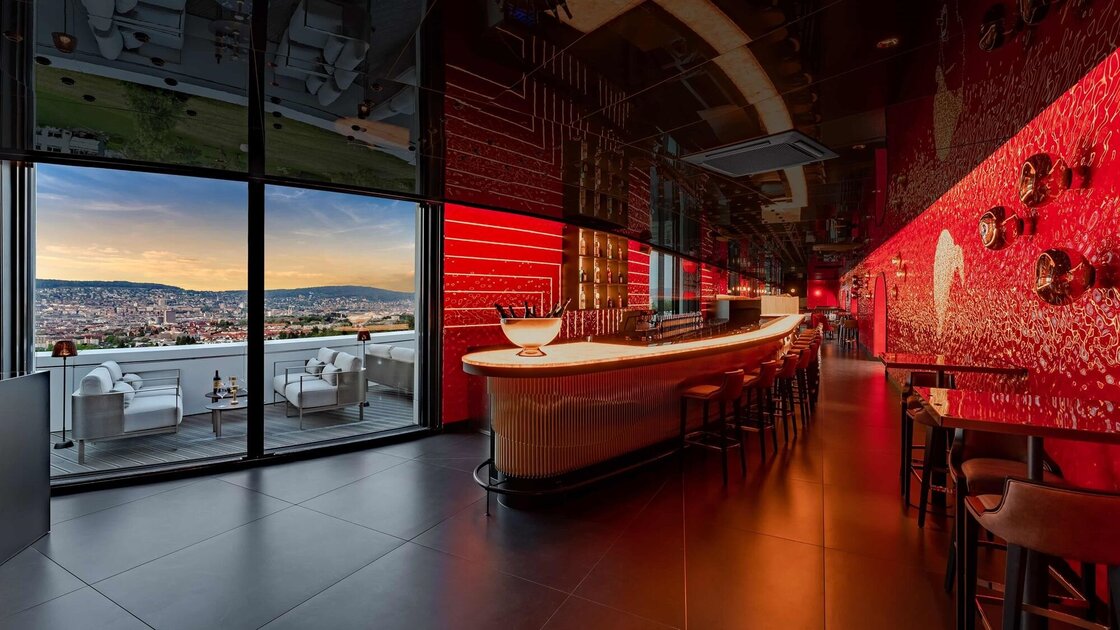 The Penthouse Bar im FIVE Hotel Zürich